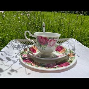 Garden Rose Tea Cup Set By Roy Kirkham Fine Bone China Made In England.